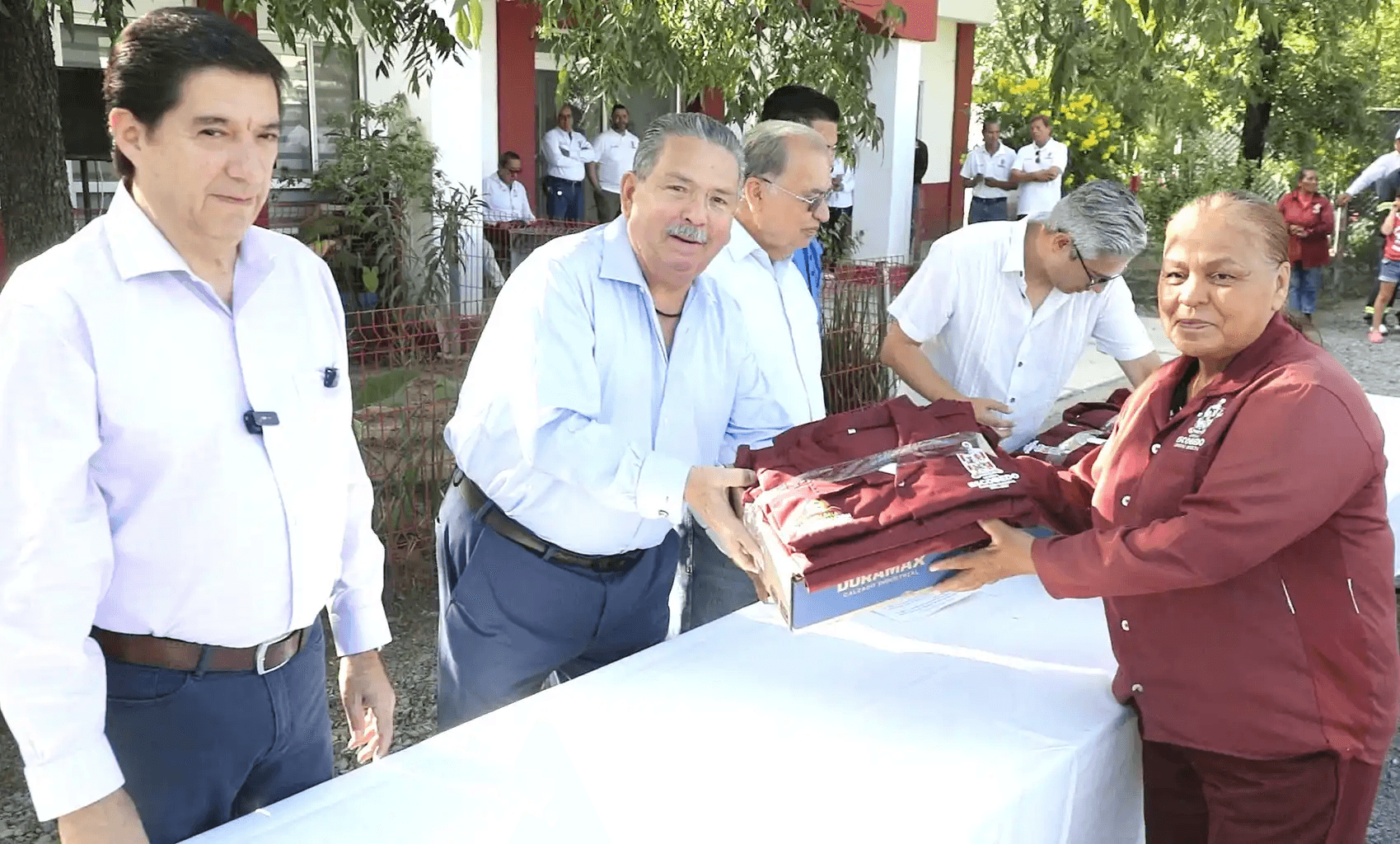 escobedo-uniformes.png