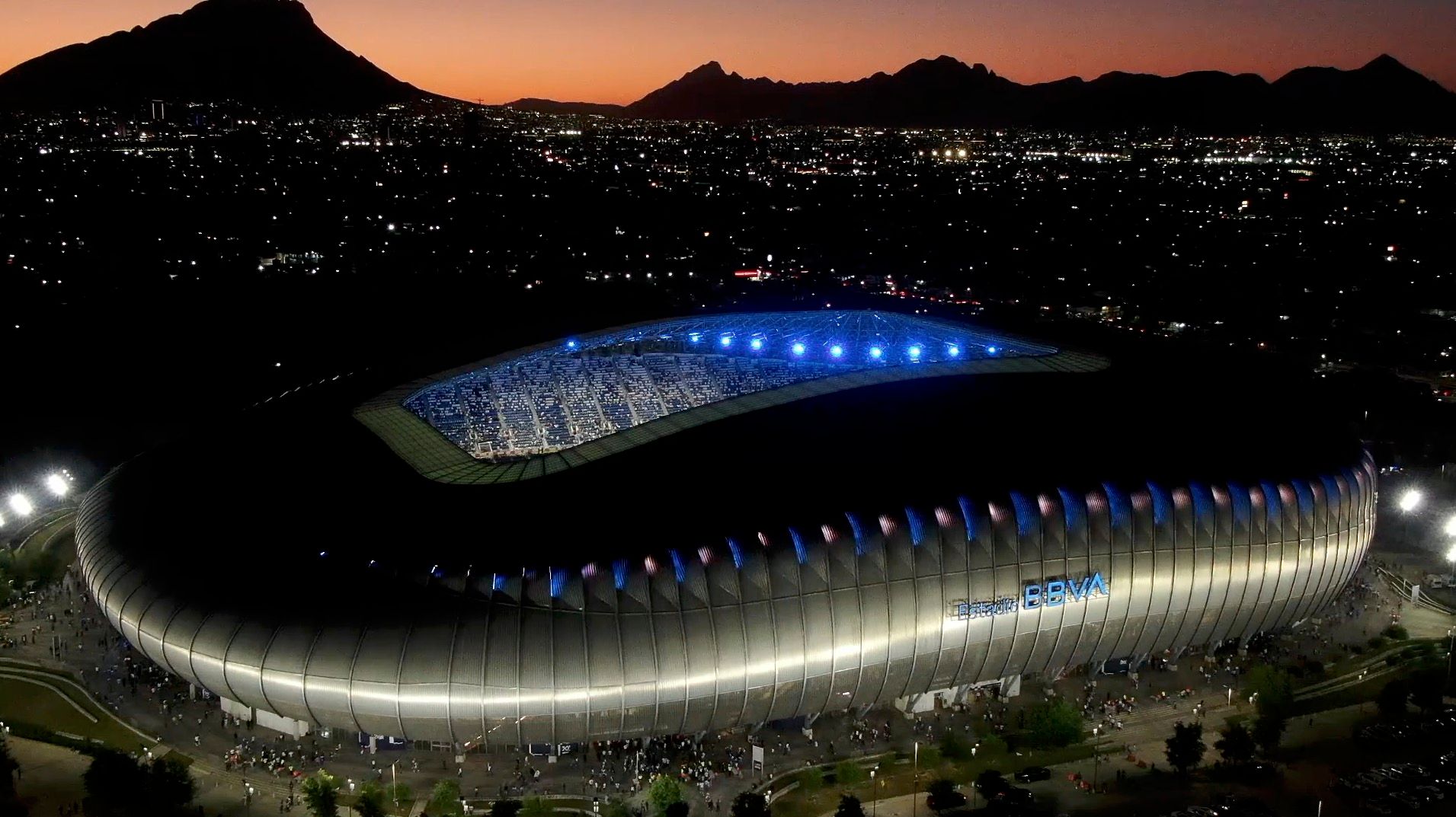 estadio-rayados-noche.jpg