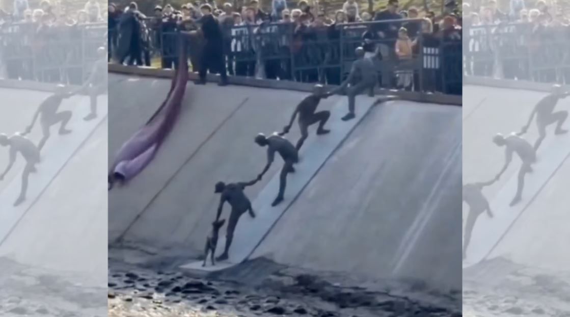 estatua perritos.JPG