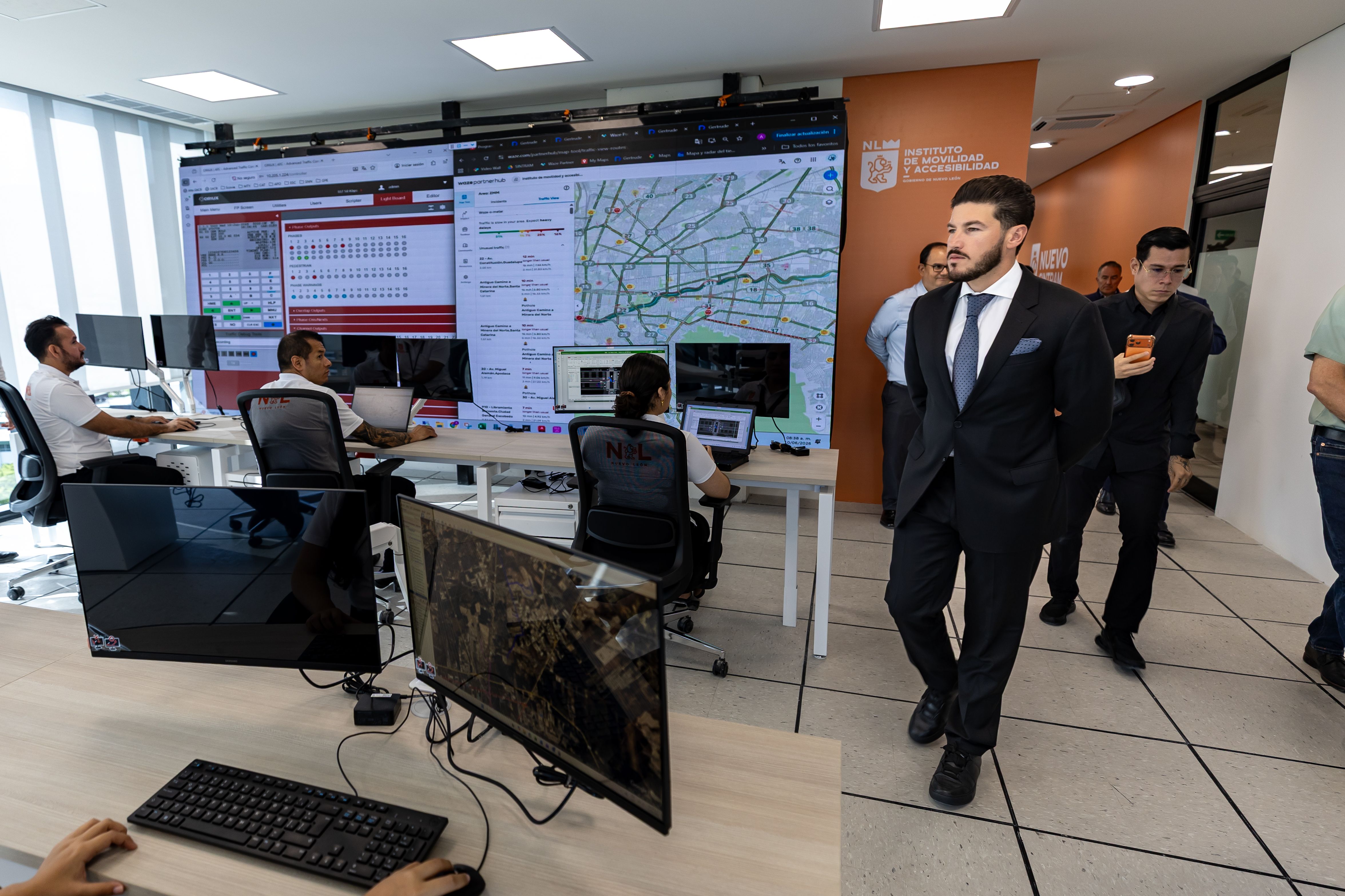 estrena-nuevo-leon-piso-movilidad-para-vigilar-trafico.jpg