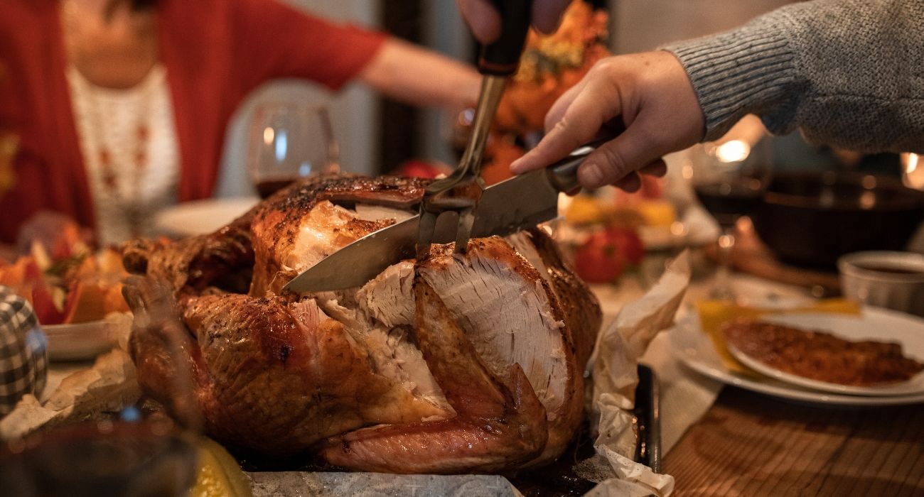 familias celebran día acción de gracias.jpg
