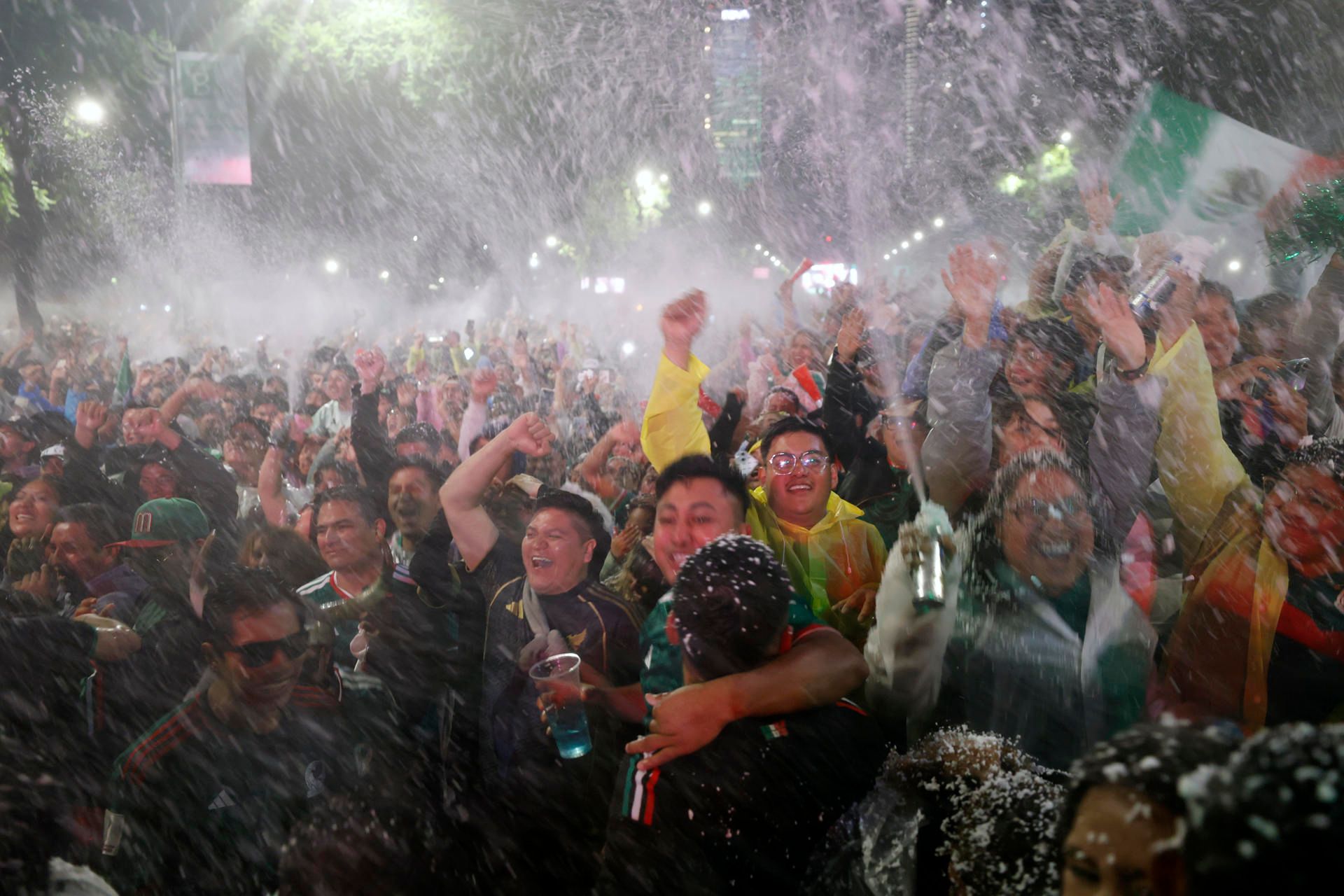 festejo-mexico-ecuador.jpg