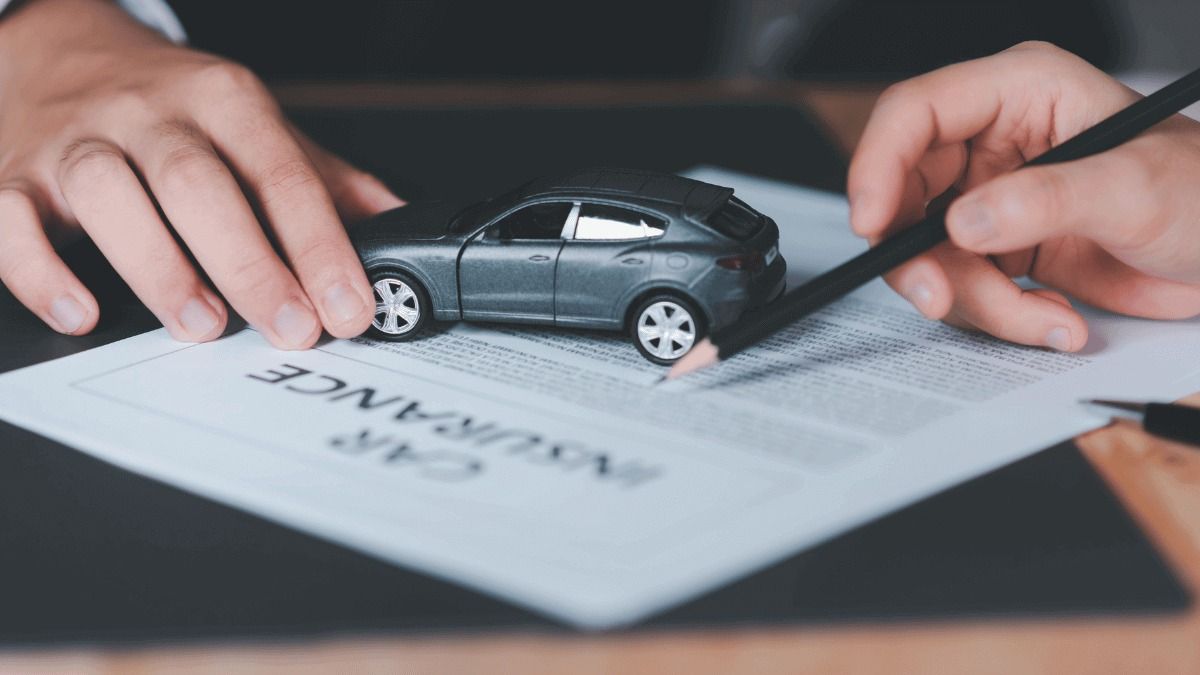 finanzas-carros-seguros.jpeg