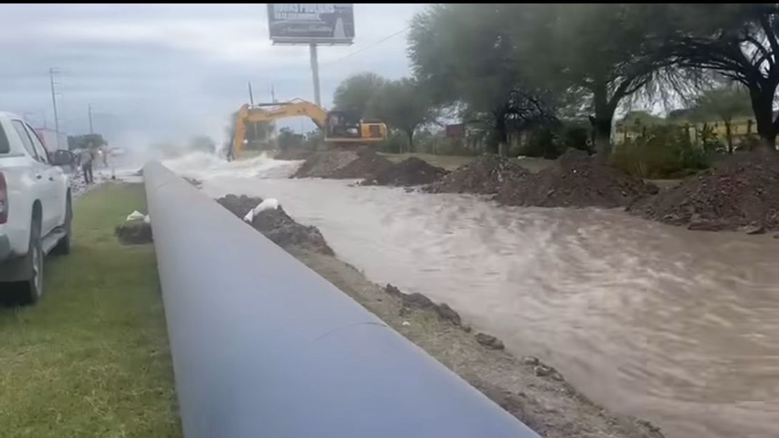 fuga-de-agua-tuberia .jpg