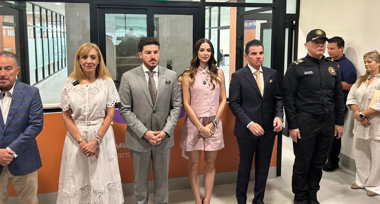 inauguracion-secretaria-mujeres-centro-violeta.jpg