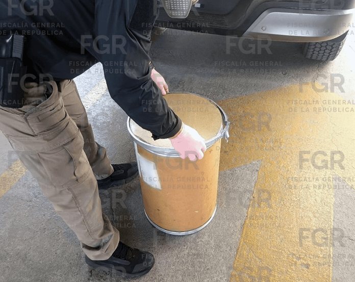 interceptan-siete-kilos-fentanilo-dentro-tambo-enviado-por-paqueteria.jpg