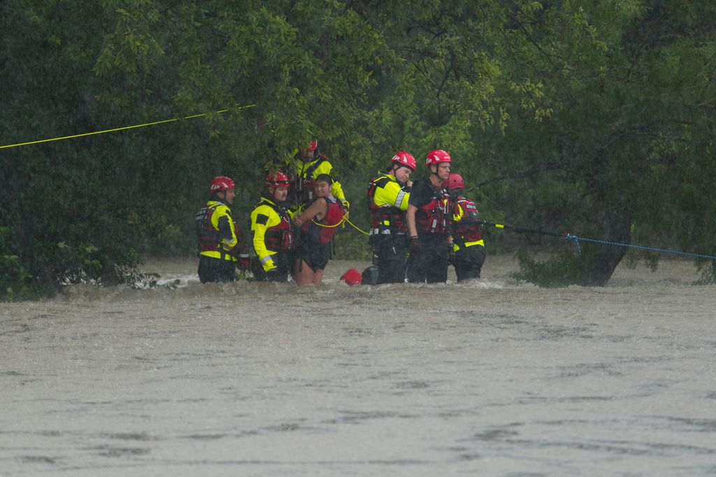 inundaciones-texas-agravan-por-intensas-lluvias.jpg