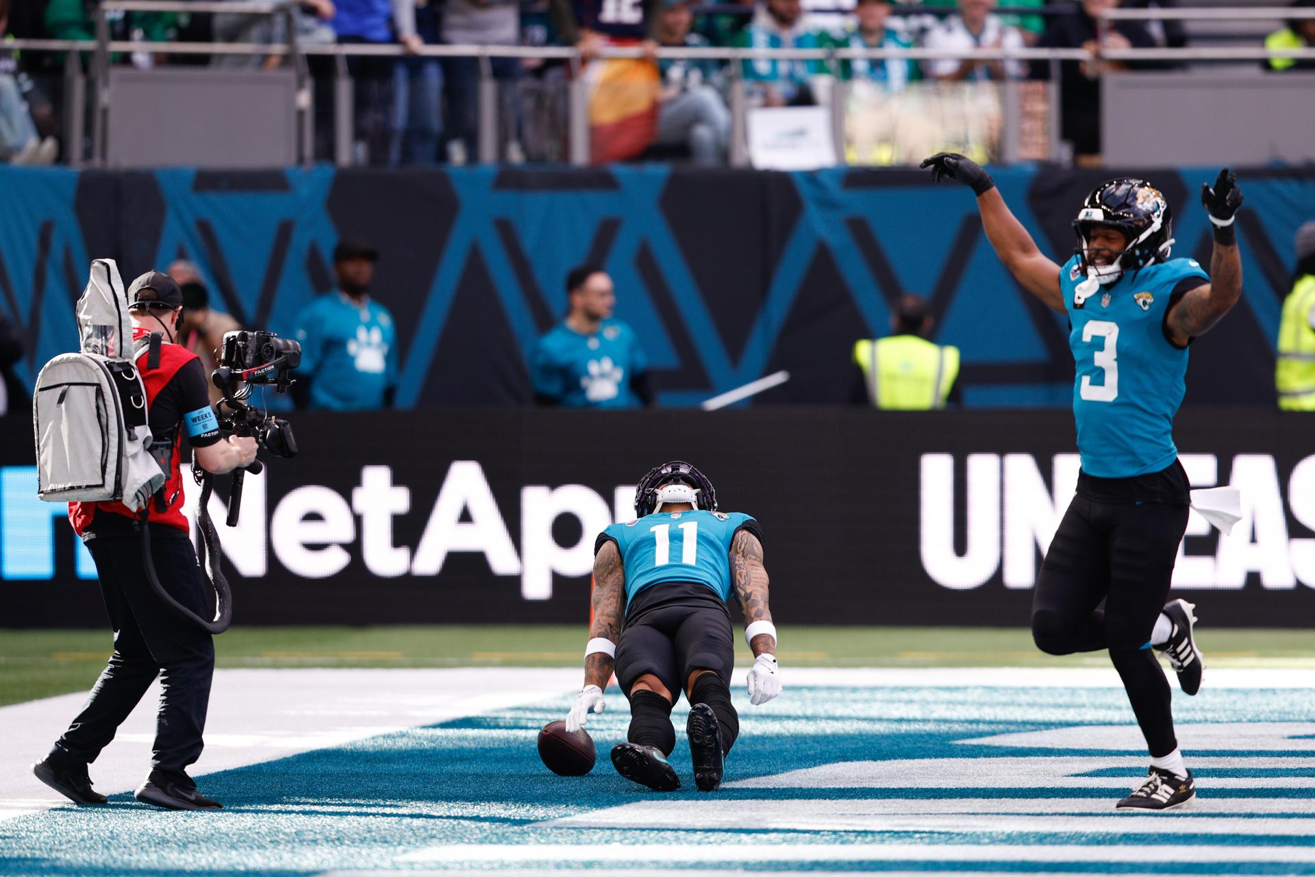 jaguars-eagles-nfl3.jpg