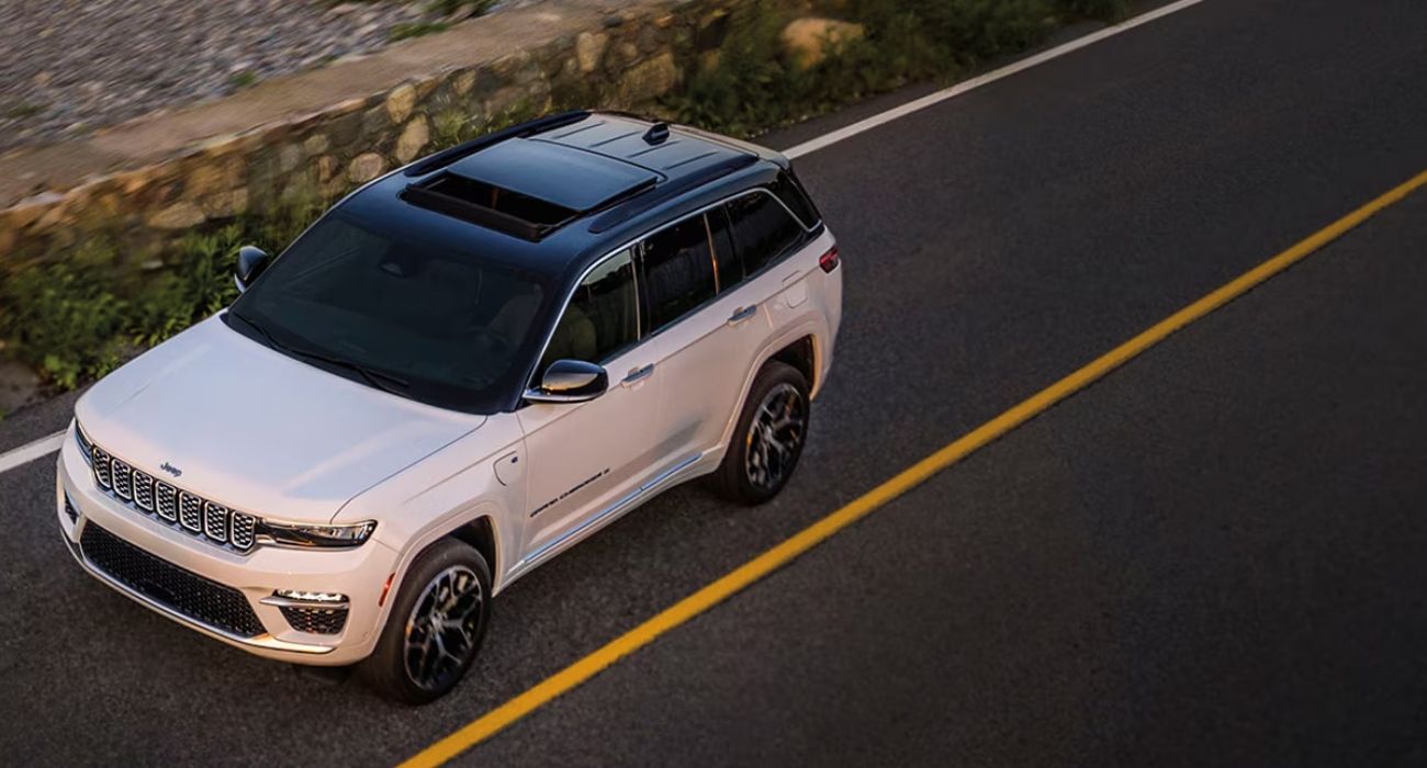 jeep grand cherokee nueve ministros nueva corte mexico millones sheinbaum .jpg