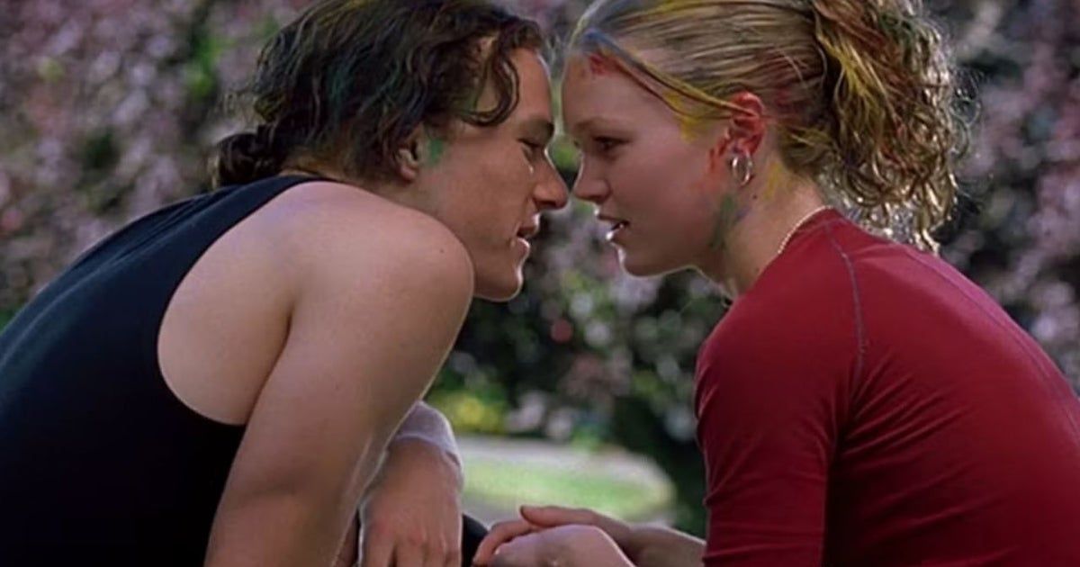 julia_stiles_dwts_dedication_dance.jfif
