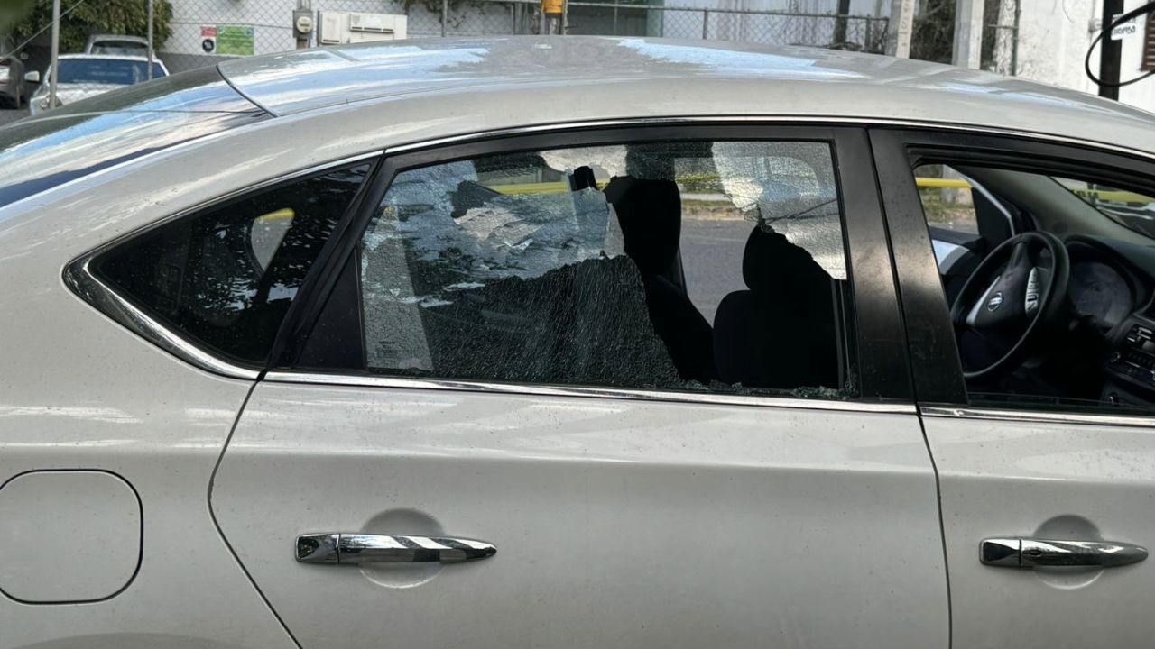 le-dan-un-balazo-a-su-auto-tras-discusion-en-monterrey  (1).jpg