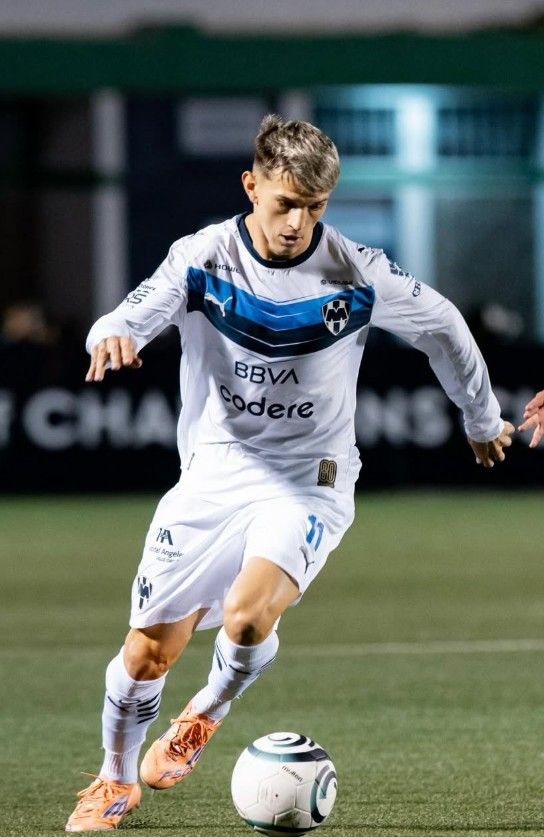 luca-orellano-2026 .jpg