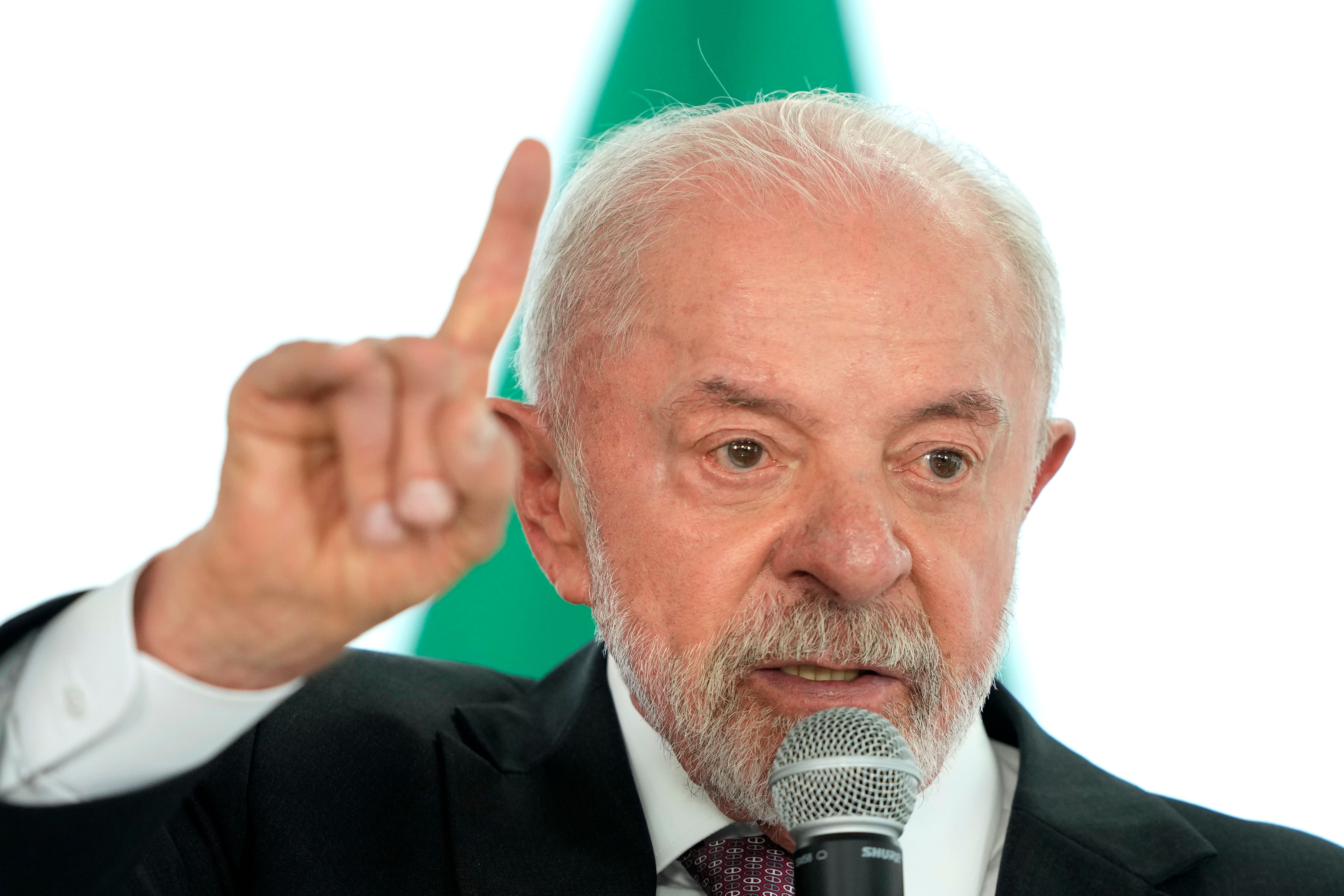 lula-da-silva-sube-apoyo-social-previo-elecciones.jpg