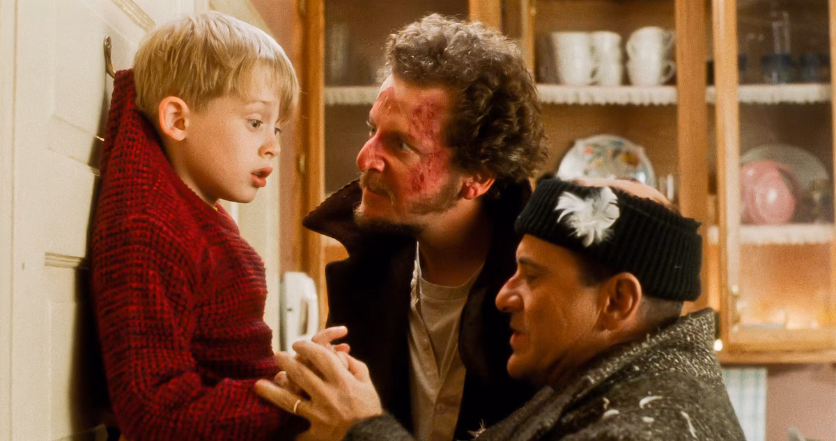 macaulay-culkin-joe-pesci-en-daniel-stern-in-home-alone.avif