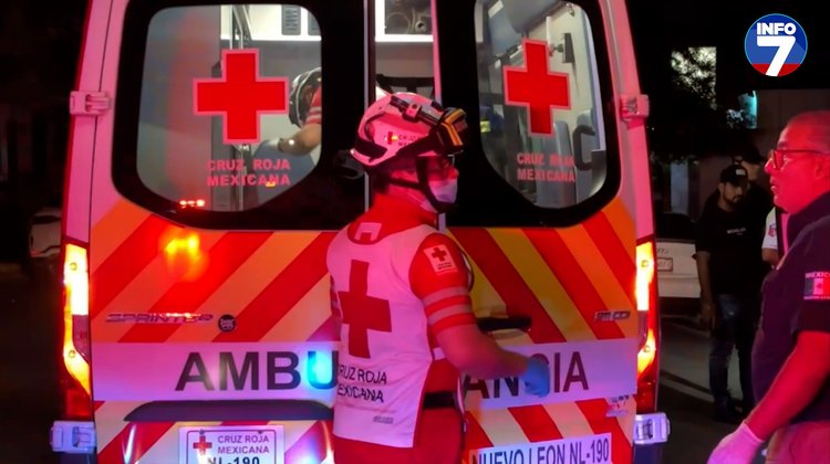 Dos lesionados tras choque en col. Del Valle en San Pedro | INFO7