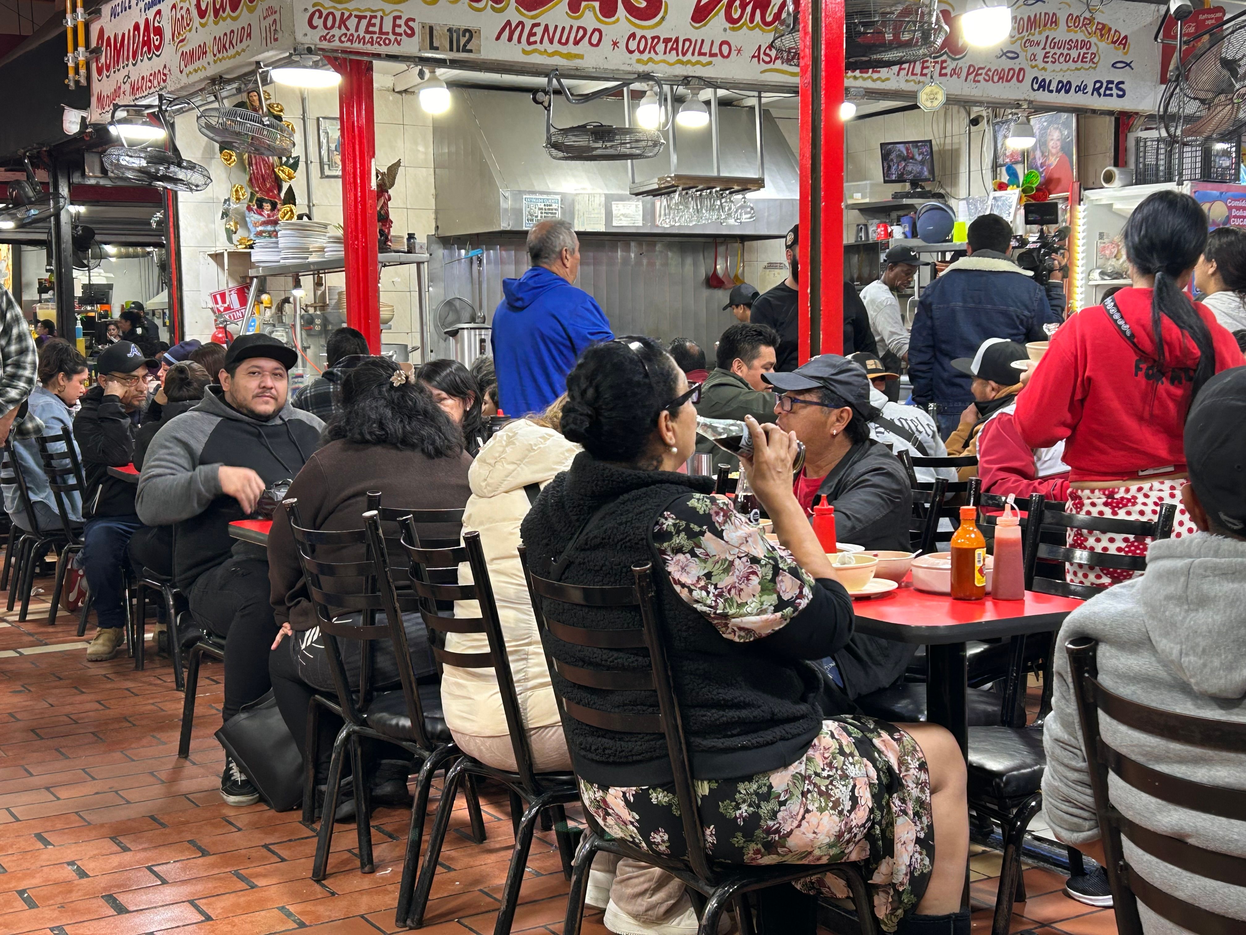 mercado juarez 11 enero caldo de res frío.jpeg