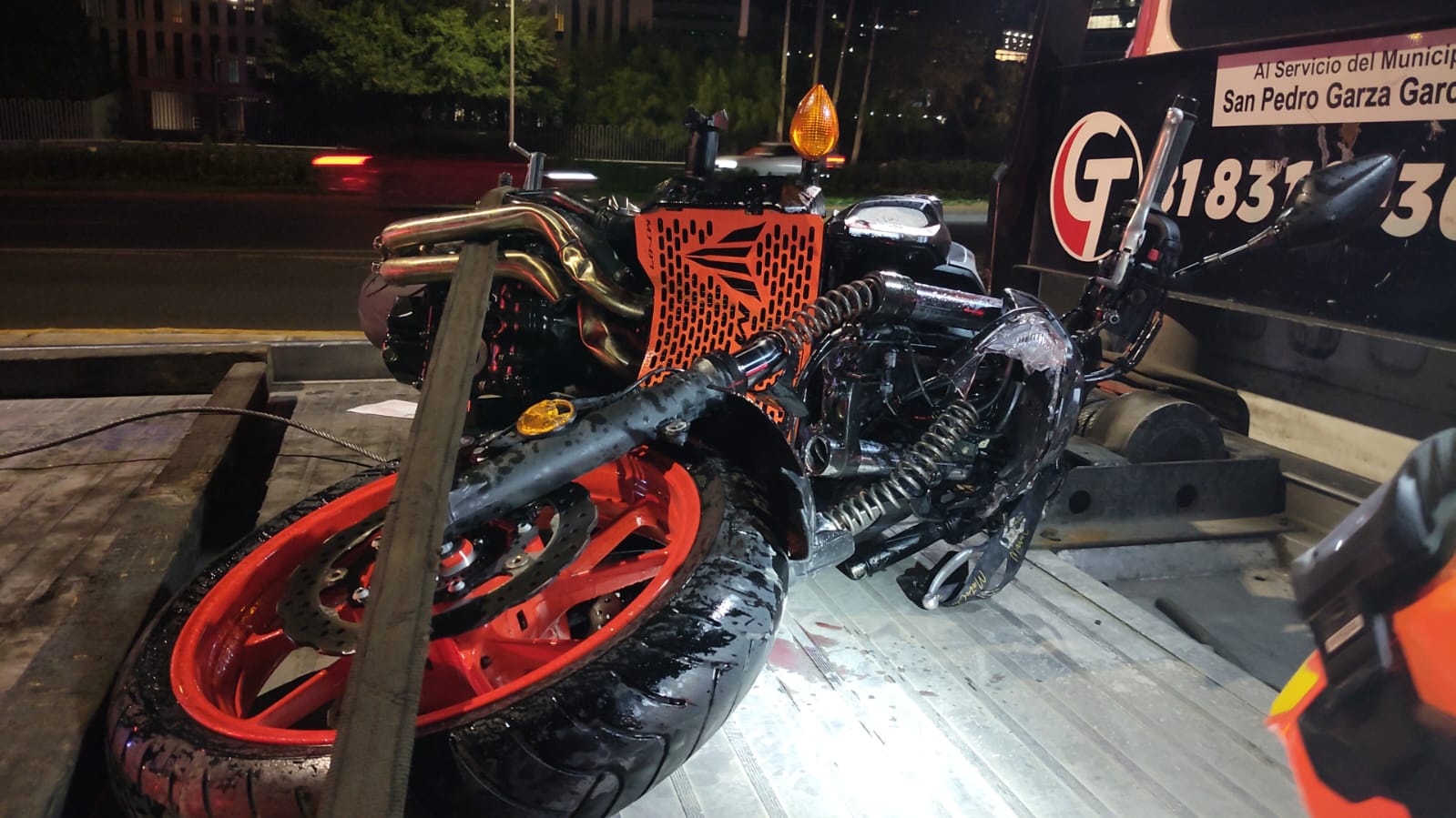 motociclista-choca-contra-auto-san-pedro.jpg