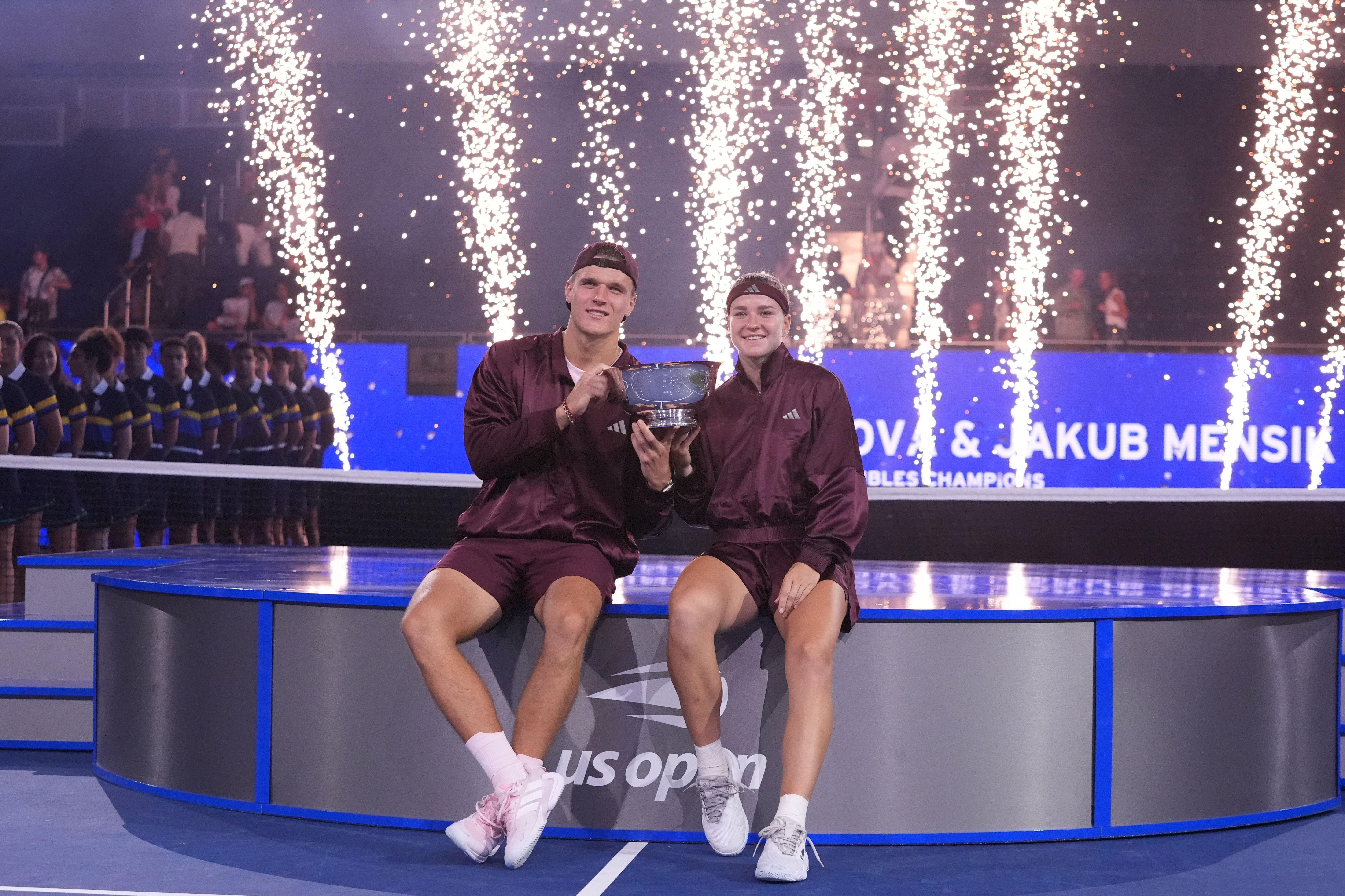 muchova-mensik-conquistan-campeonato-dobles-mixtos.jpg
