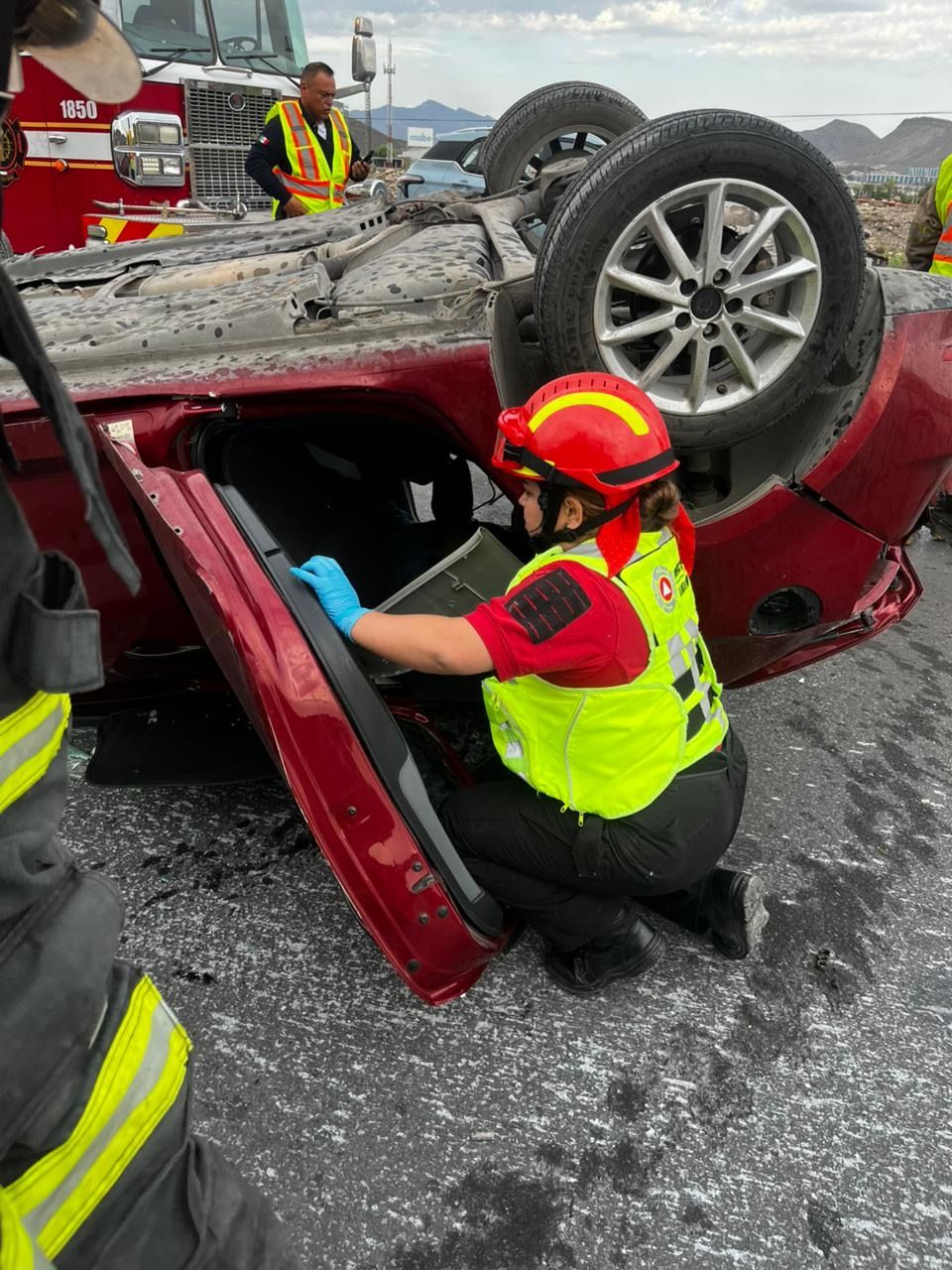 muere-hombre-de-auto-con-placas-nuevo-leon-tras-volcar-ramos-arizpe.jpg