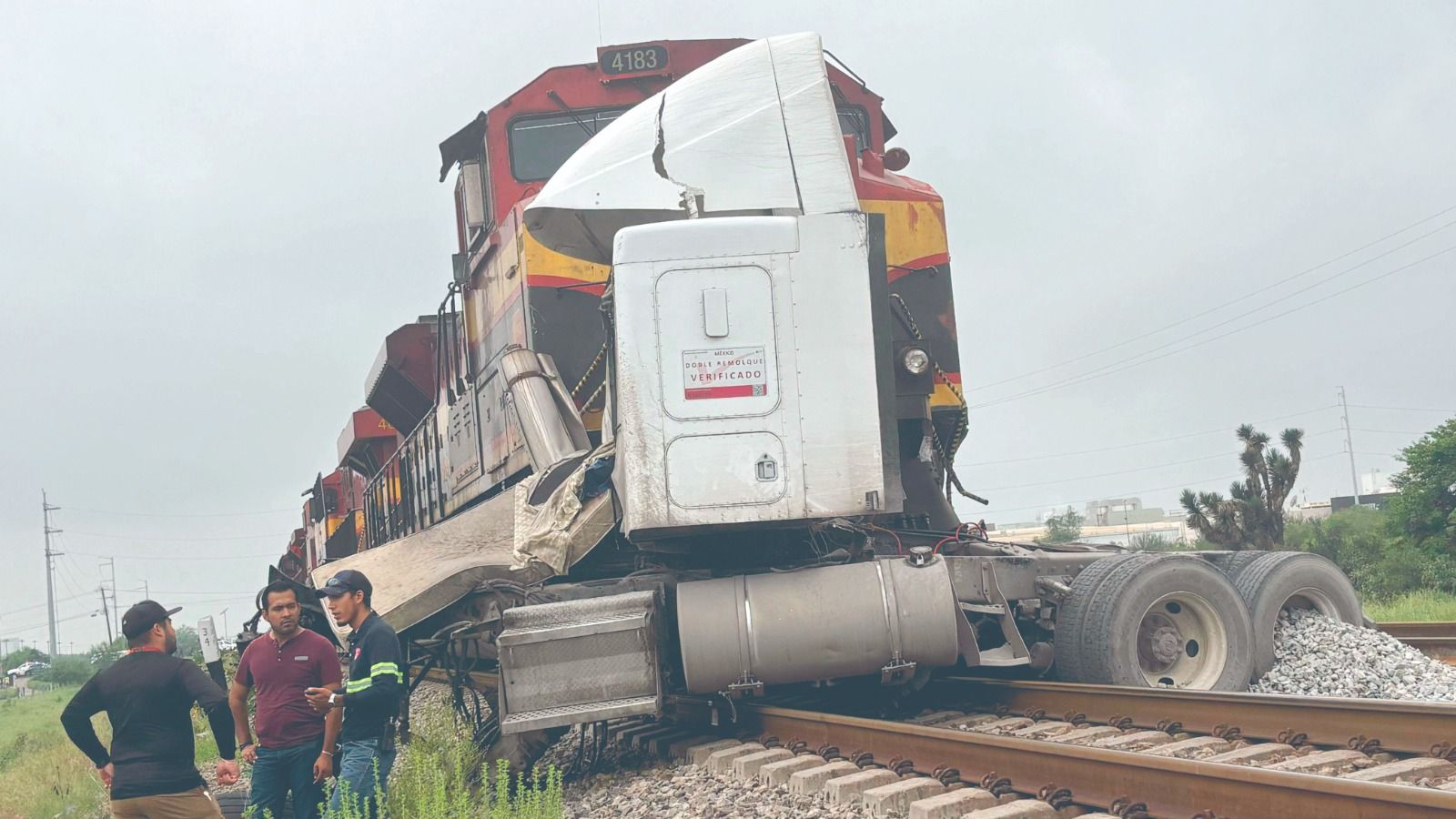 nl-choques-tren.jpeg