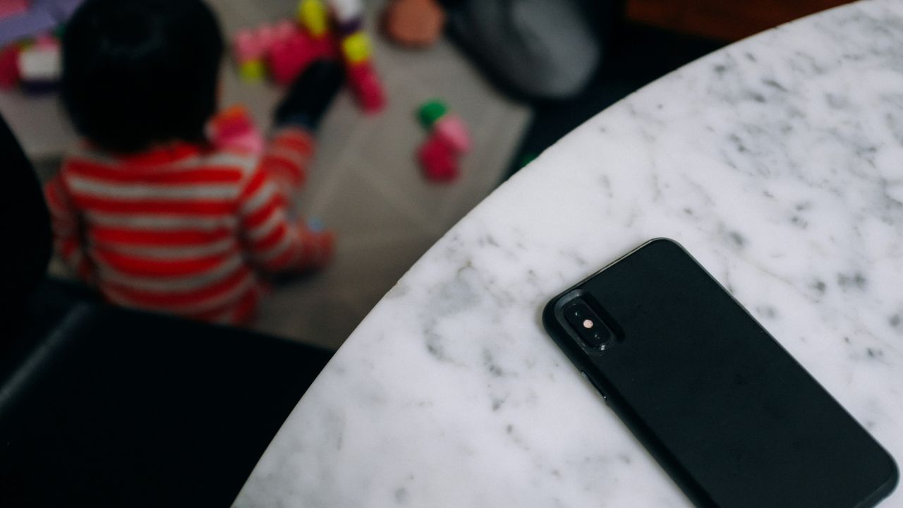 oms-alerta-sobre-incremento-del-acoso-cibernético-en-menores (1).jpg