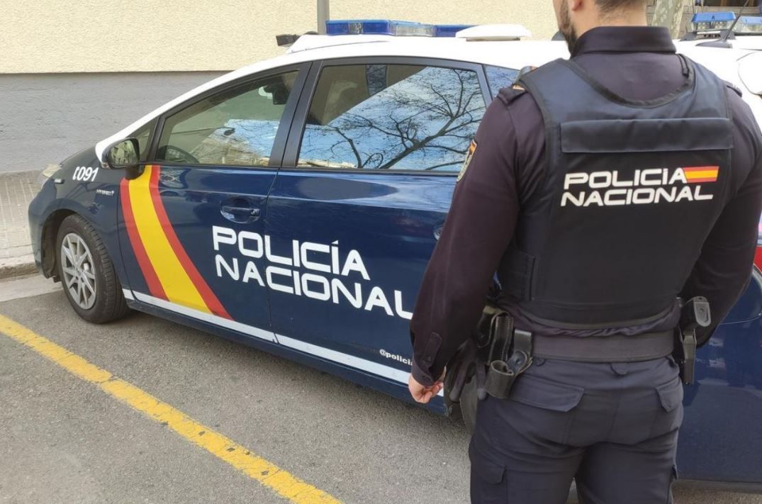 policia españa.JPG