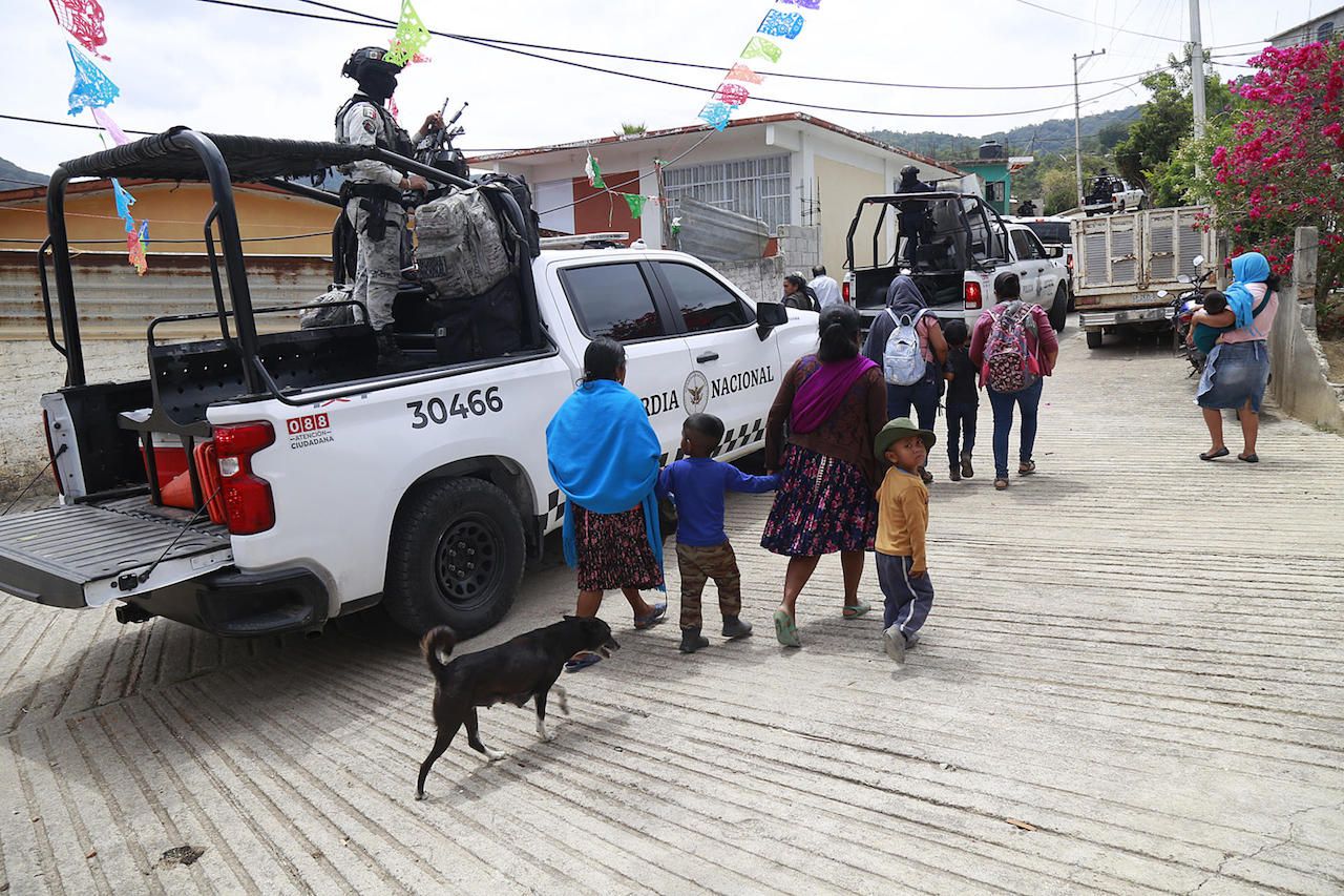 policias-guardia-guerrero1.jpg