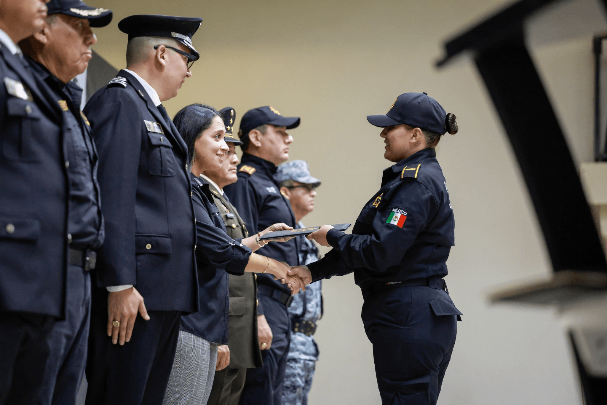 policias-juarez-reconocimiento.png