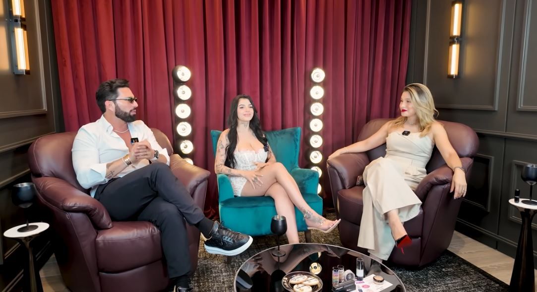 poncho de nigris marcela mistral karely ruiz polémica.JPG