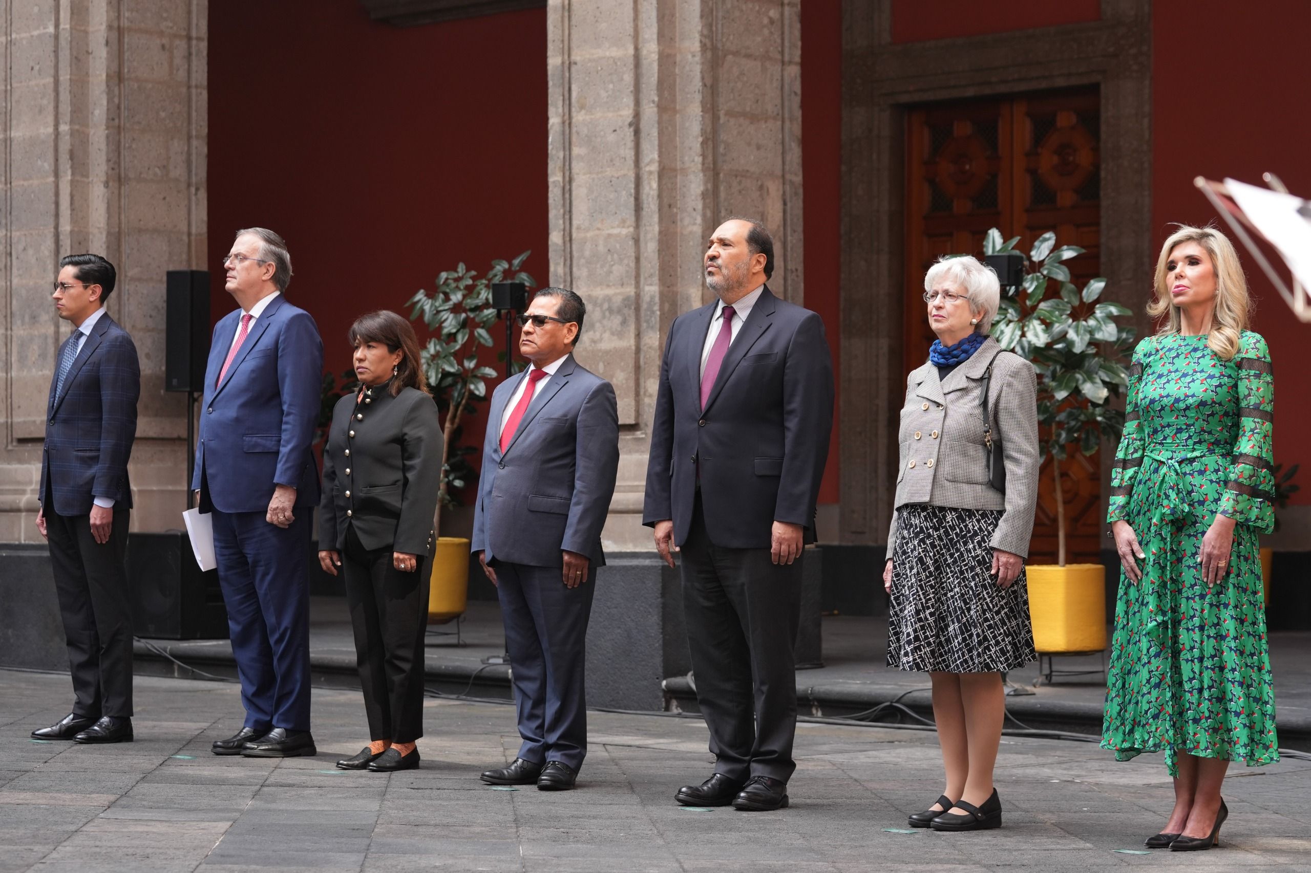 presidenta-recibe-raul-mulino.jpg