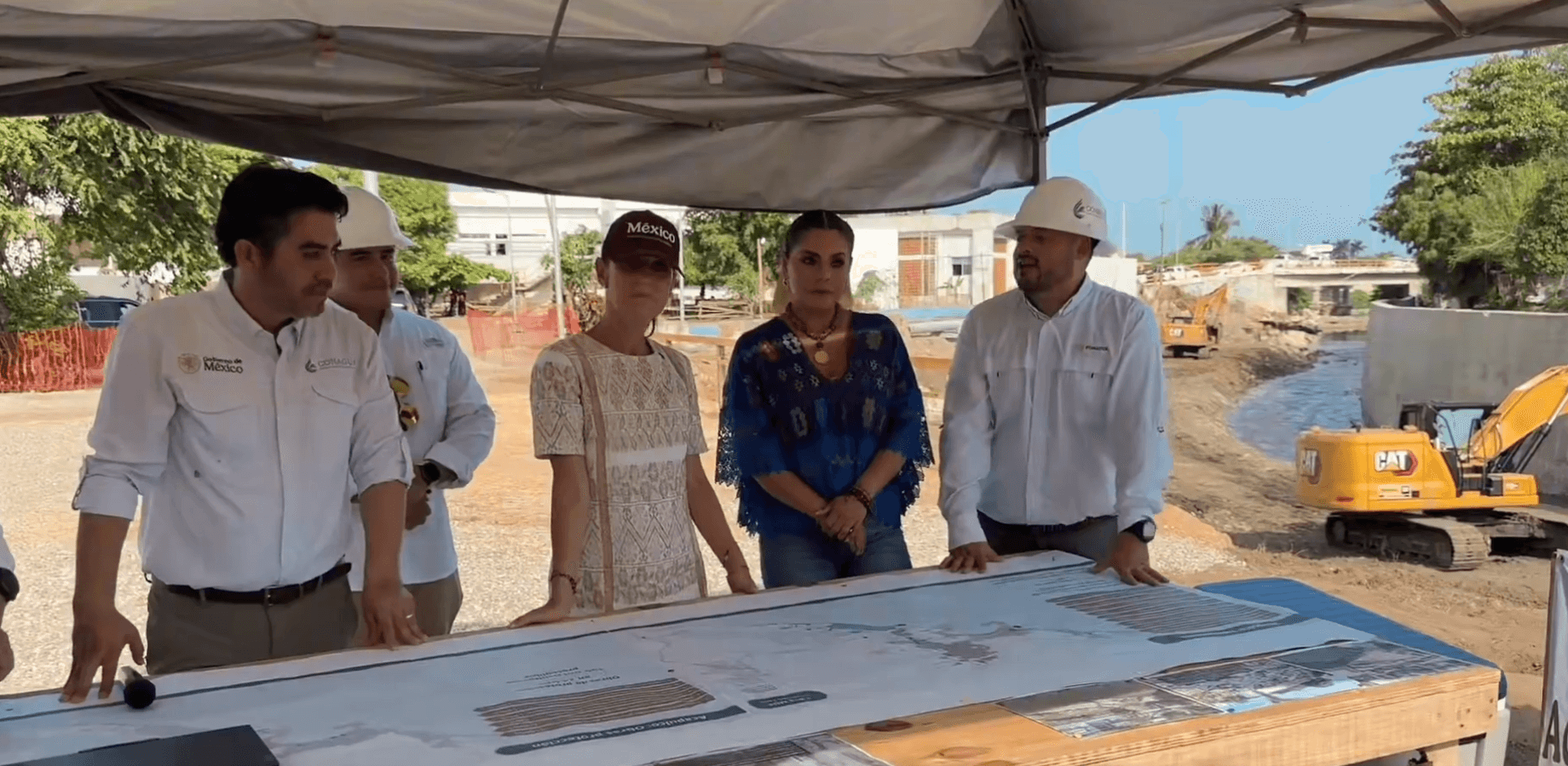 presidenta-supervisa-red-saneamiento-acapulco.jpg
