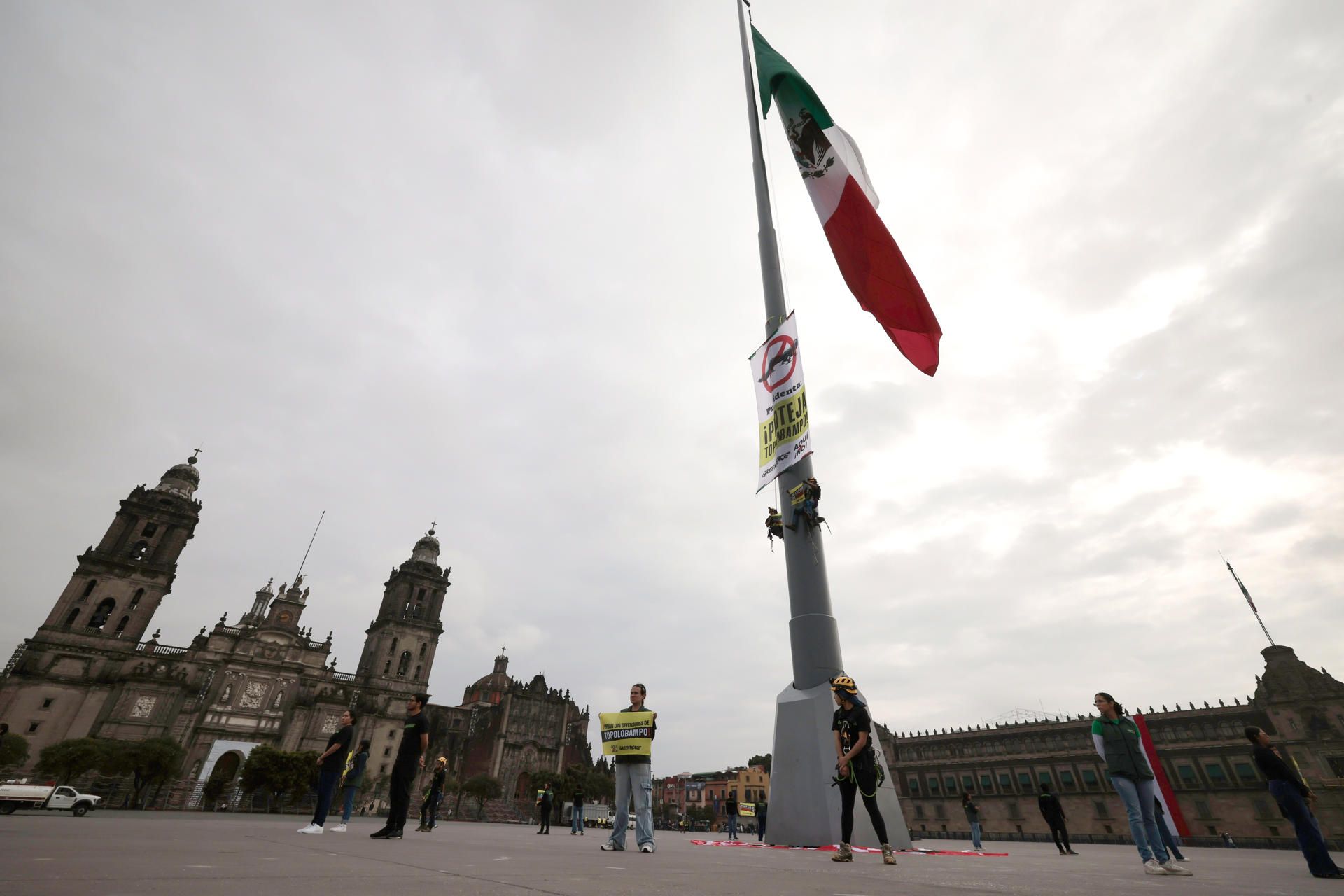 protesta-ambientalistas-planta2.jpg