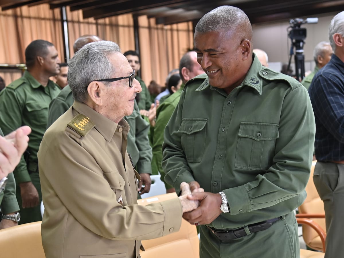 raul-castro-reaparece-95-años.jpg