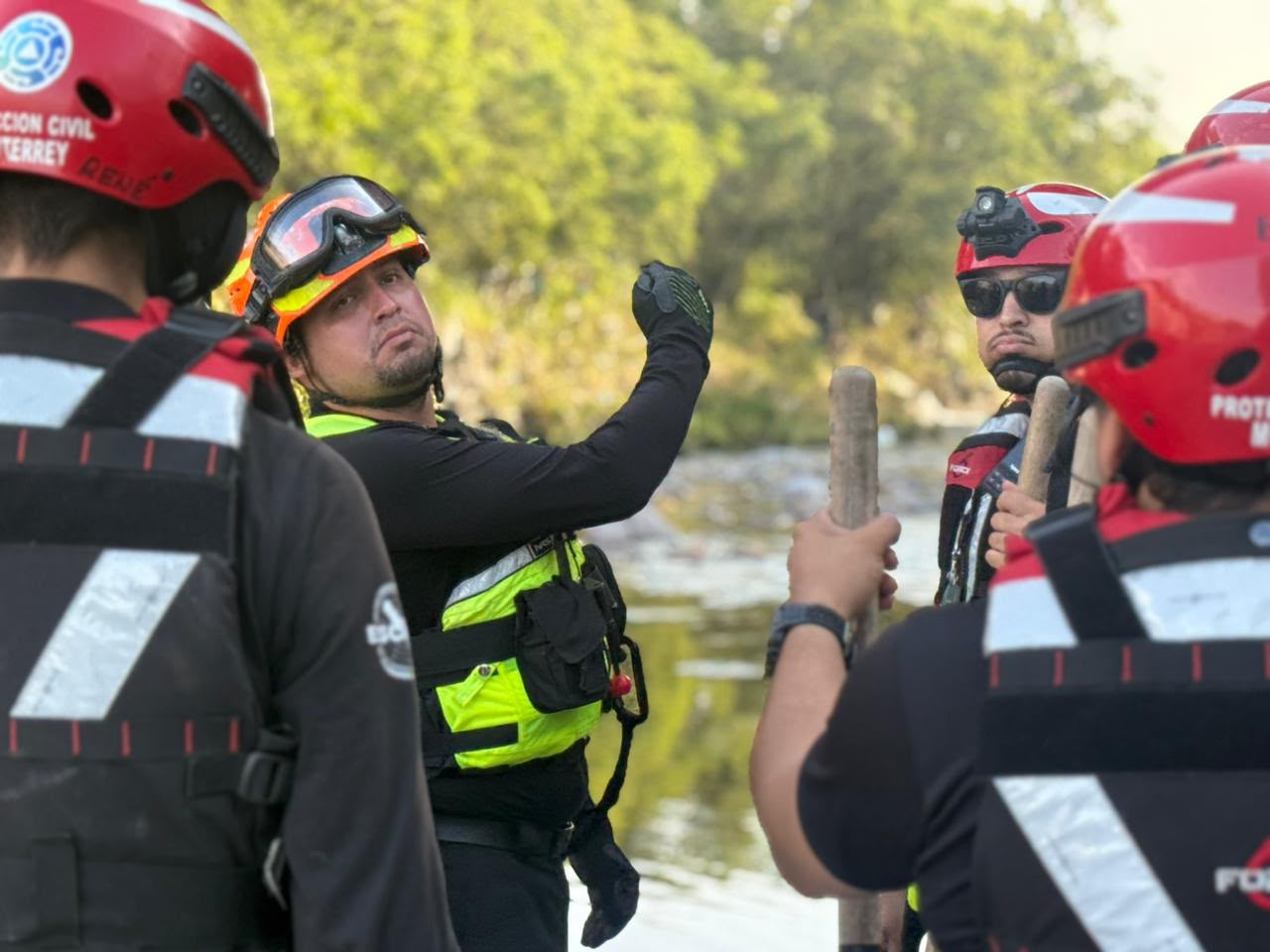 reanudan-busqueda-de-menor-arrastrado-apodaca.jpg