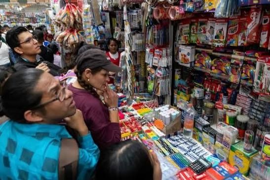 regreso-clases-nuevo-leon-dejara-derrama-7800-millones.jpg