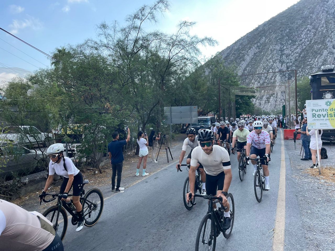 reunion-ciclistas-huasteca1.jpeg