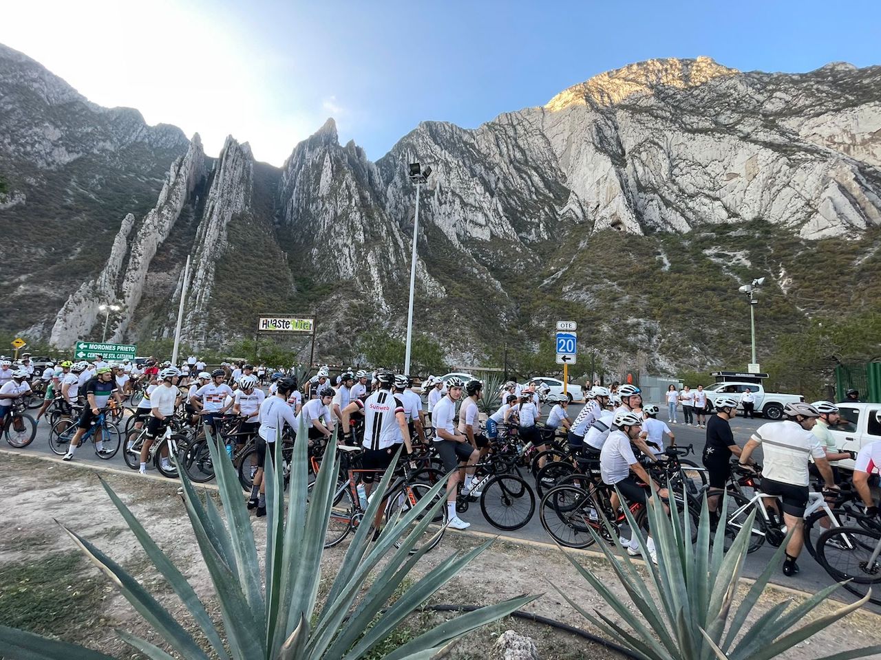 reunion-ciclistas-huasteca2.jpeg