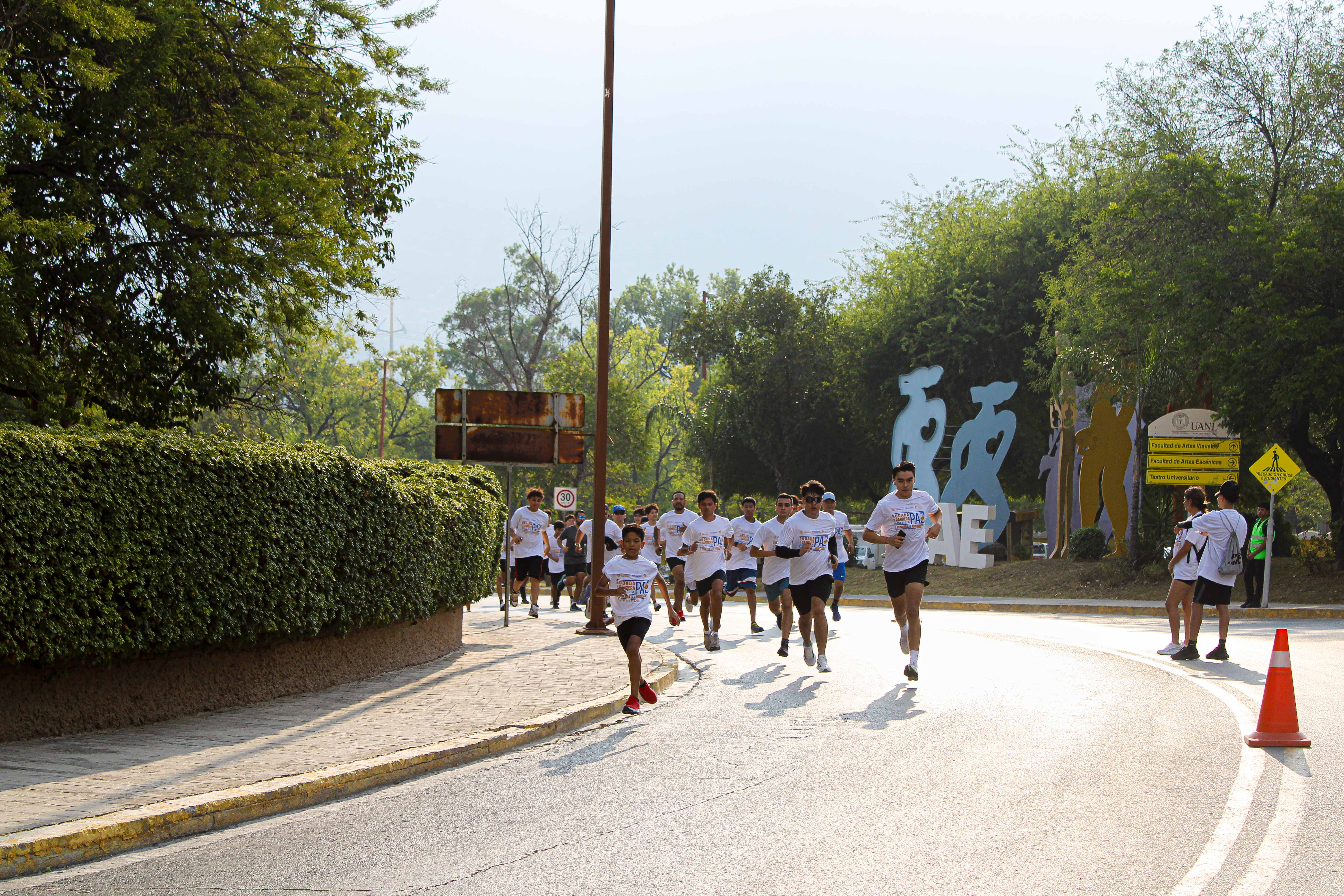 rodada carrera por la paz y contra las adicciones uanl-15.jpg