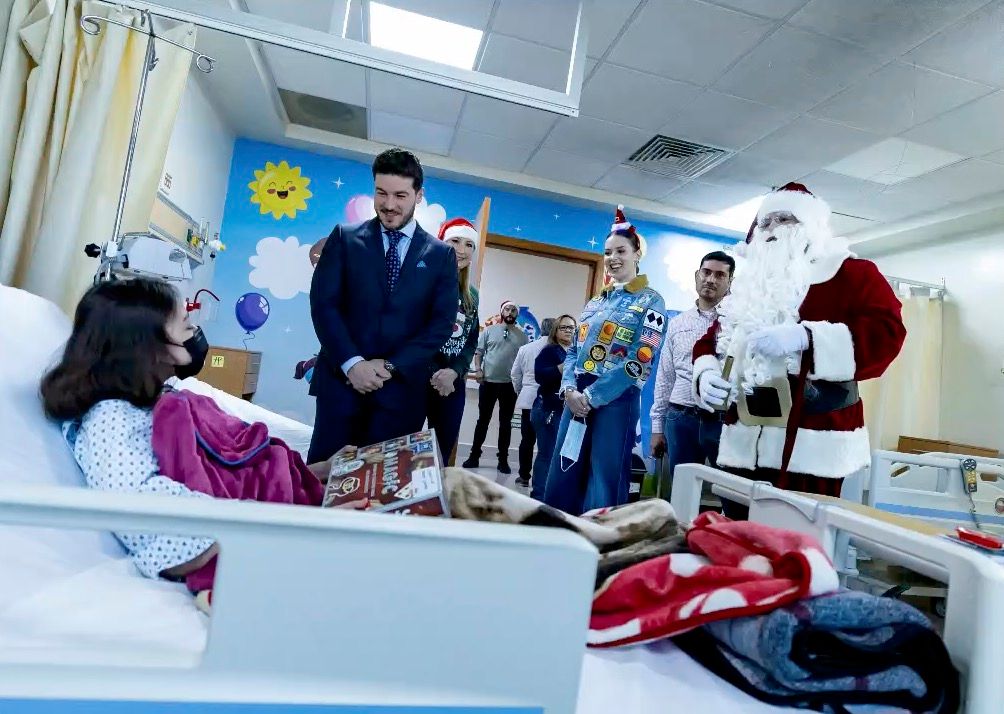 samuel-visita-hospital-navidad.jpg