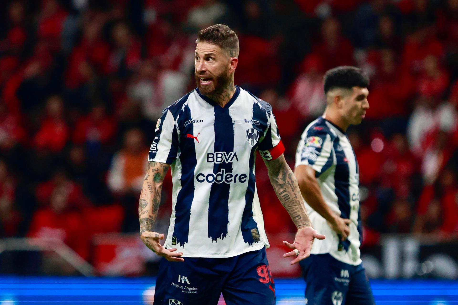 sergio-ramos-toluca-rayados.jpg