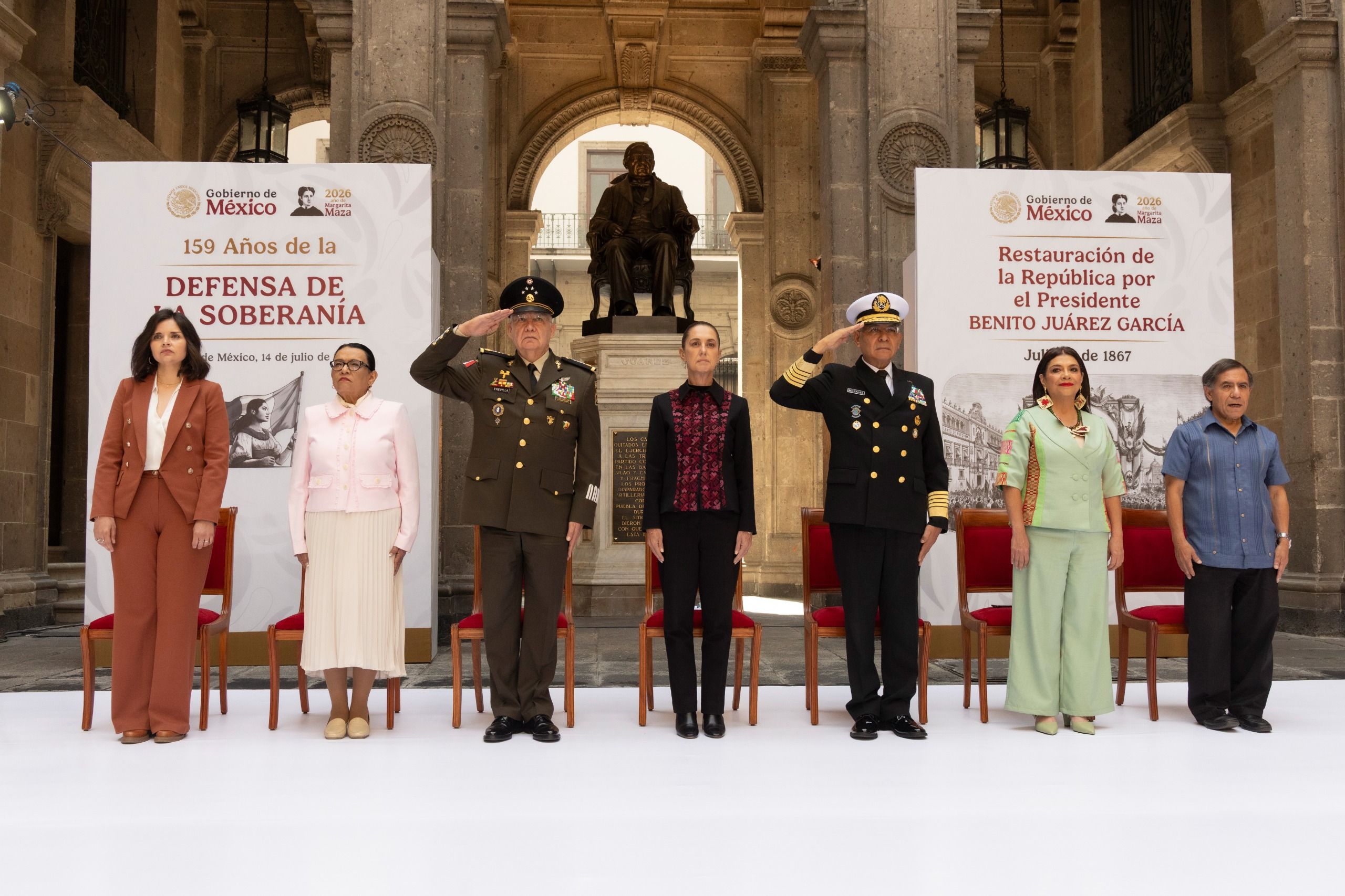 sheinbaum-aniversario-republica-restaurada.jpg