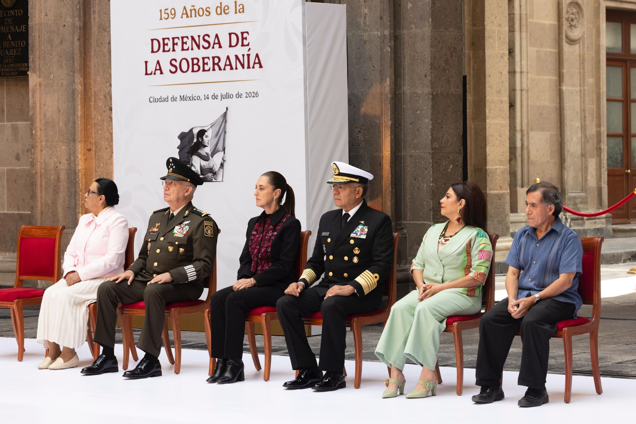 sheinbaum-aniversario-republica-restaurada.jpg