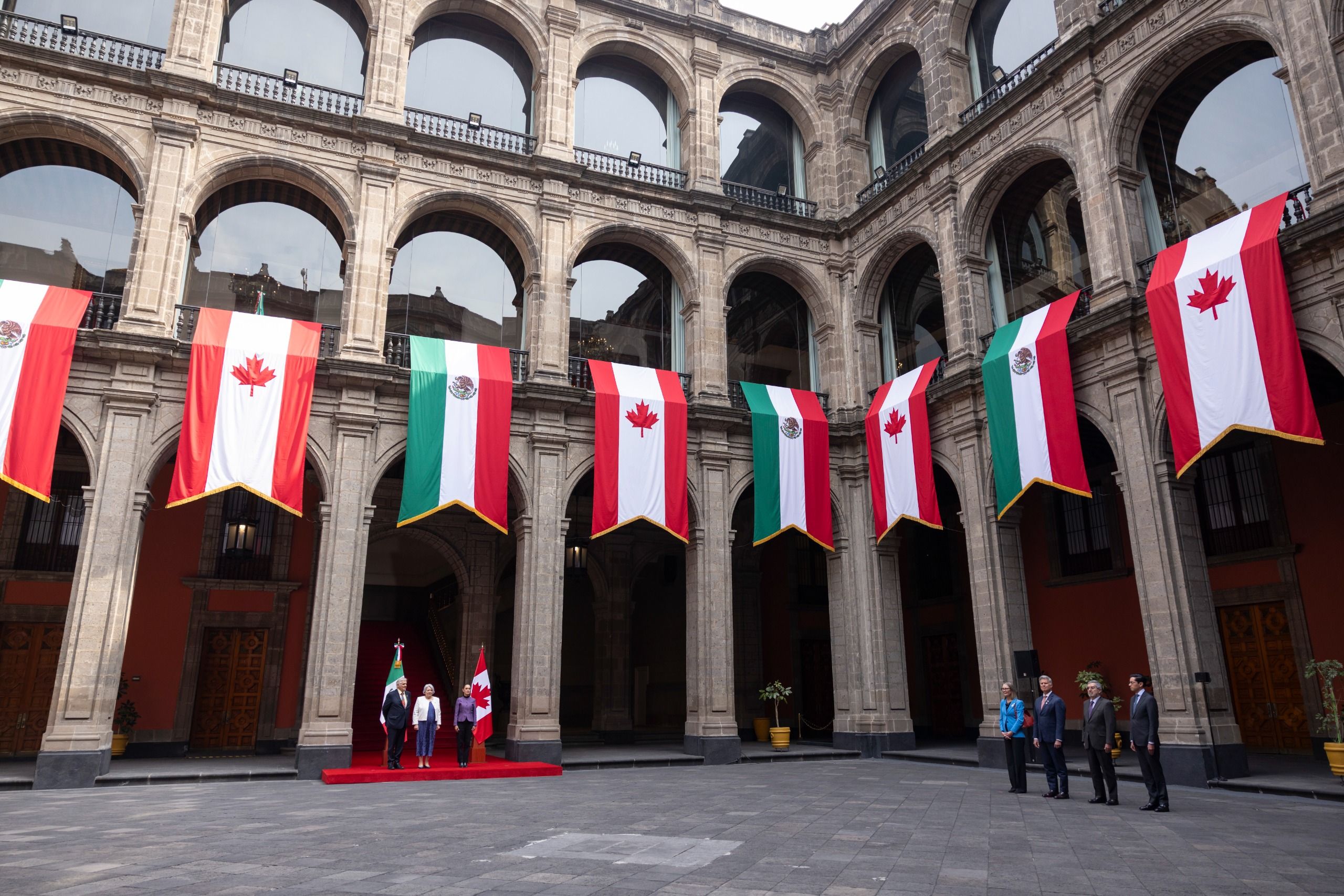 sheinbaum reune con mary simon.jpg