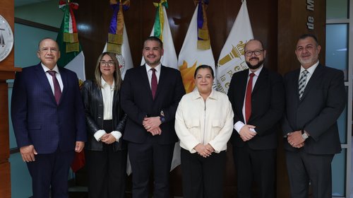 DIF Nuevo León y UANL impulsan profesionalización jurídica