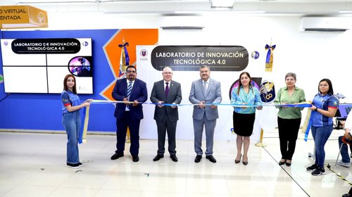 Estrenan la UANL laboratorio de innovación tecnológica 4.0