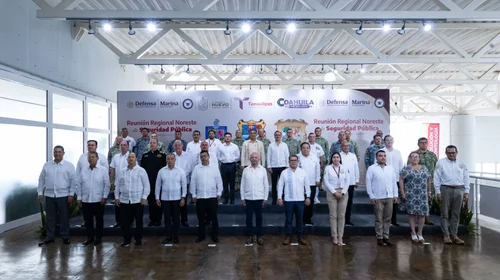 Acuerdan gobernadores reforzar seguridad y en frontera con EUA