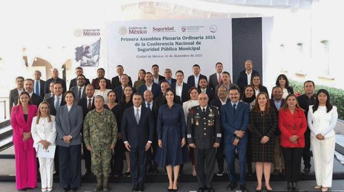 Asiste Adrián de la Garza a conferencia nacional de seguridad