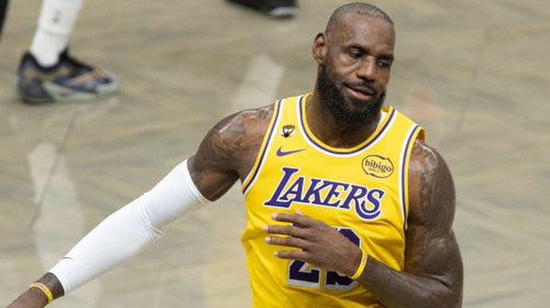 LeBron queda fuera de premios NBA por no cumplir 65 juegos