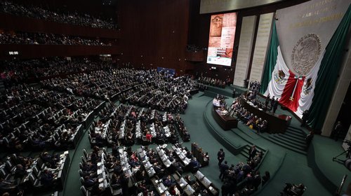 Senado aprueba reforma para dar fin a 'pensiones doradas'