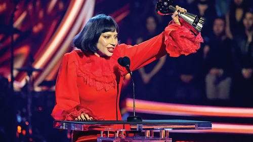 Lady Gaga es galardonada con el Premio a la Innovación